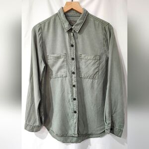 Universal‎ Thread Womens Button Front Top Size S Military Green Pockets Roll Tab